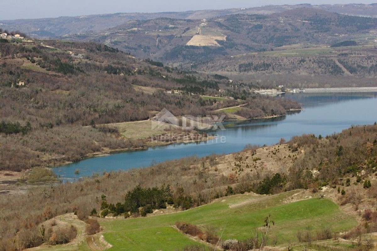 Hiša Na predaj - ISTARSKA BUZET