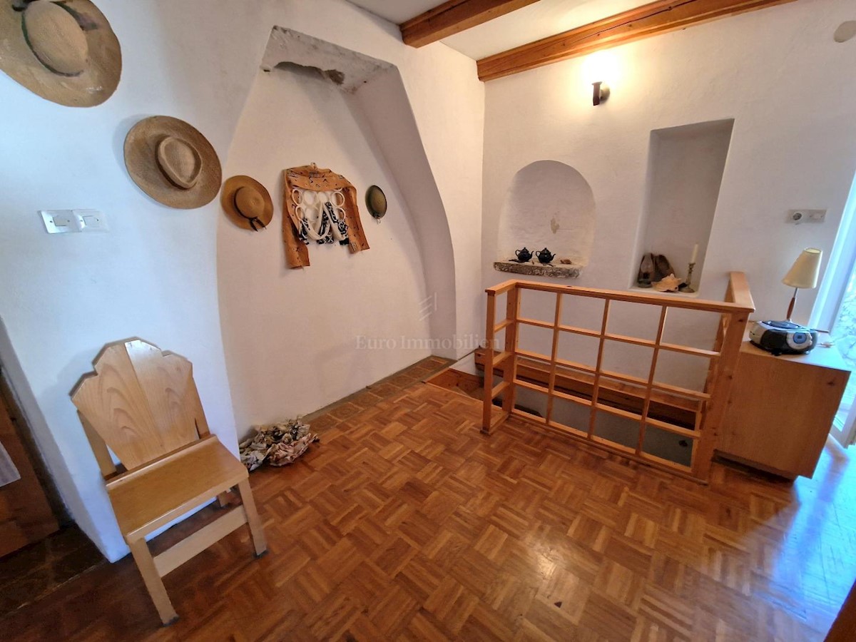 Dom Na predaj - PRIMORSKO-GORANSKA KRK