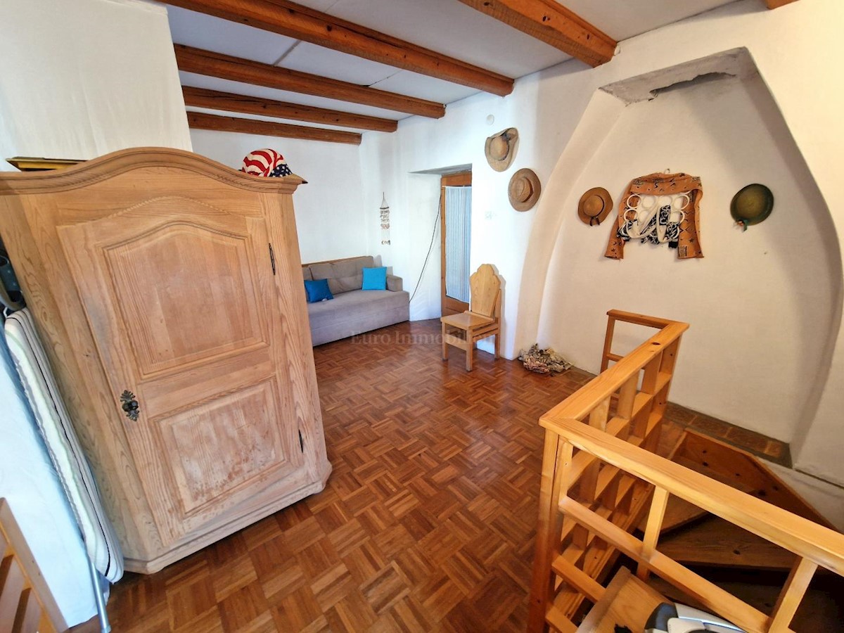 Dom Na predaj - PRIMORSKO-GORANSKA KRK