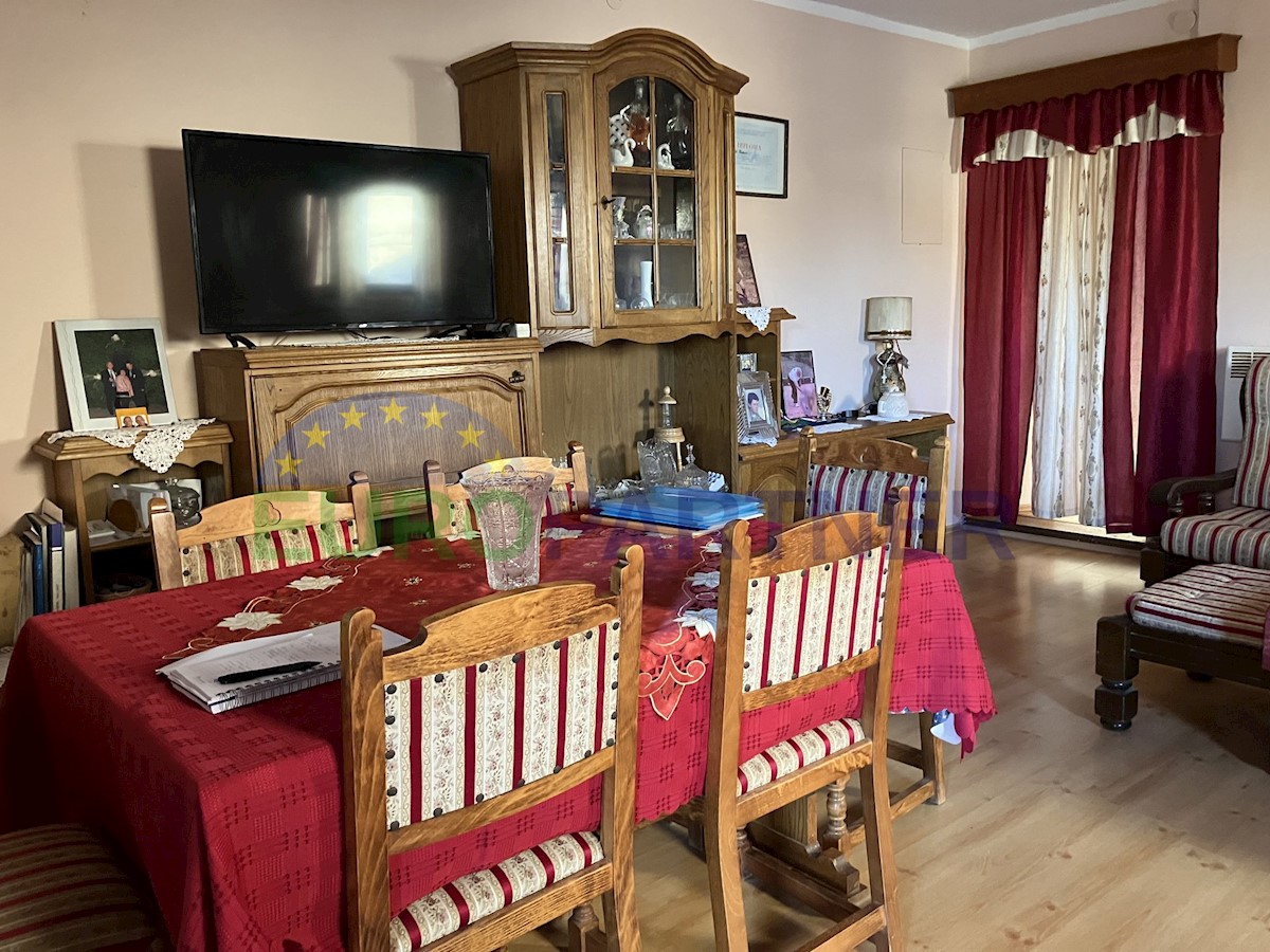 Maison À vendre - ISTARSKA TAR-VABRIGA