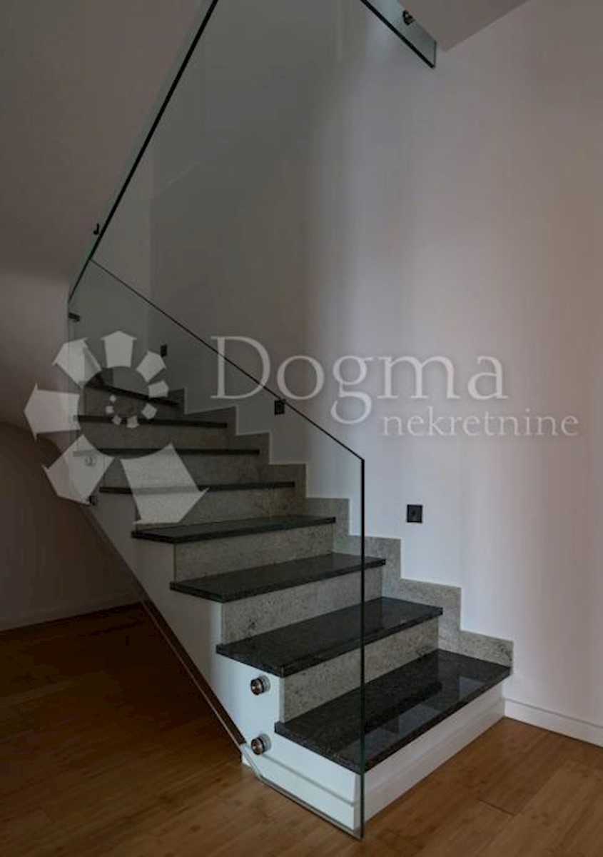 Apartmán Na predaj - GRAD ZAGREB ZAGREB