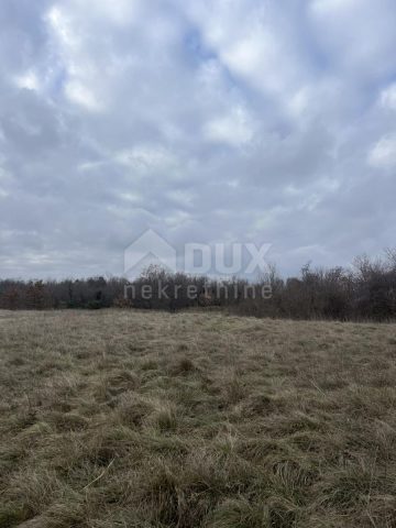 Land for sale 1200 m² – Labin