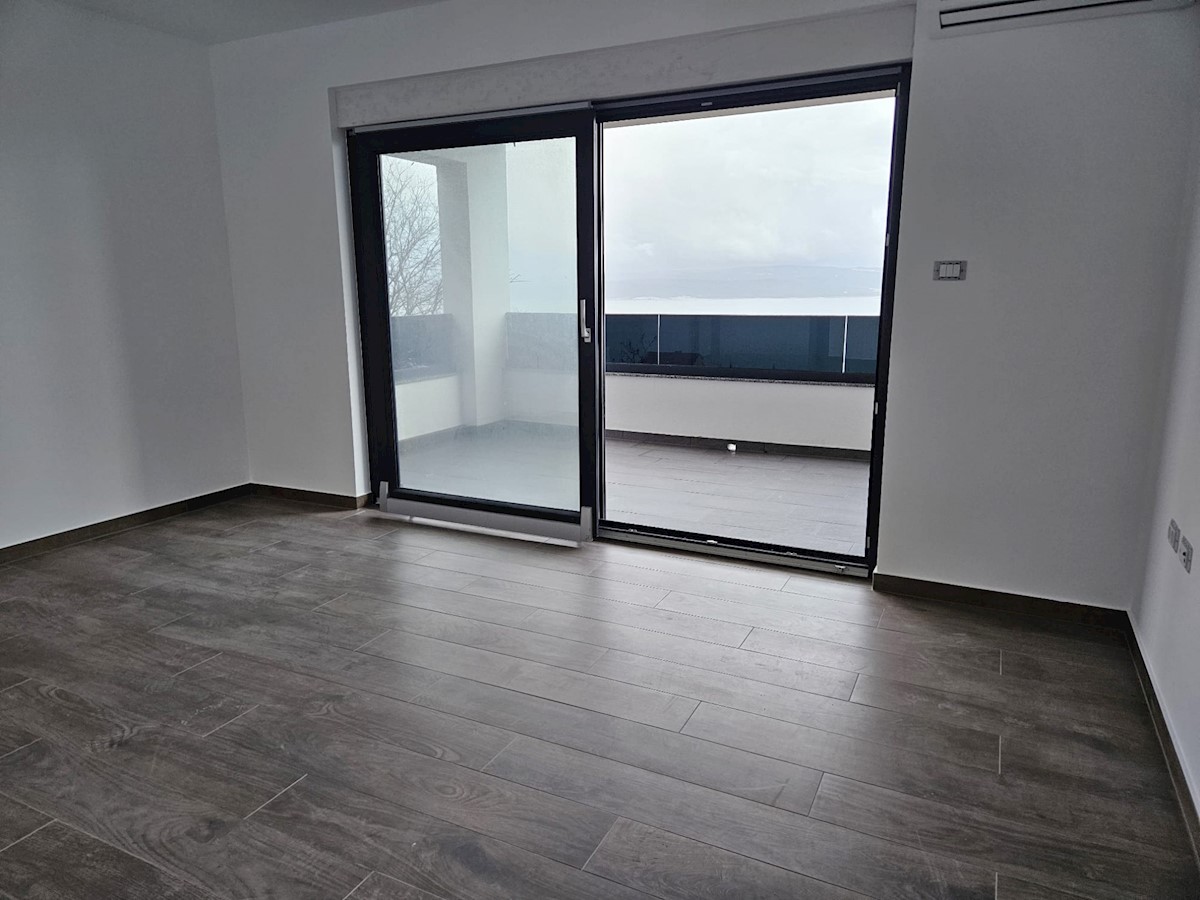 Apartma Na predaj - PRIMORSKO-GORANSKA CRIKVENICA