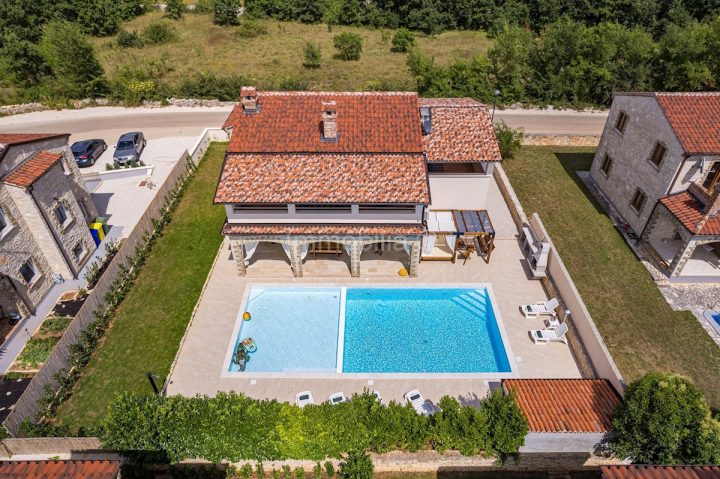 Dom na sprzedaż 180 m² – Juršići