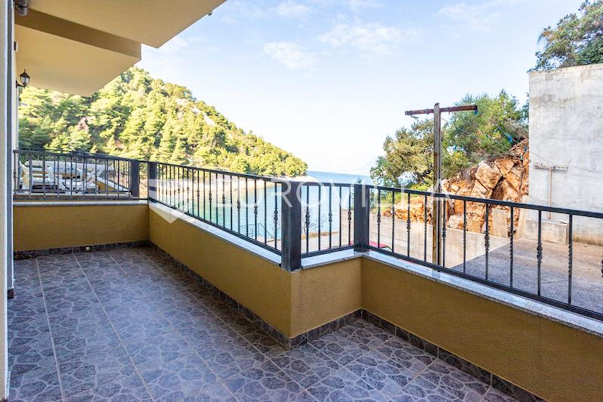 House For sale - SPLITSKO-DALMATINSKA HVAR