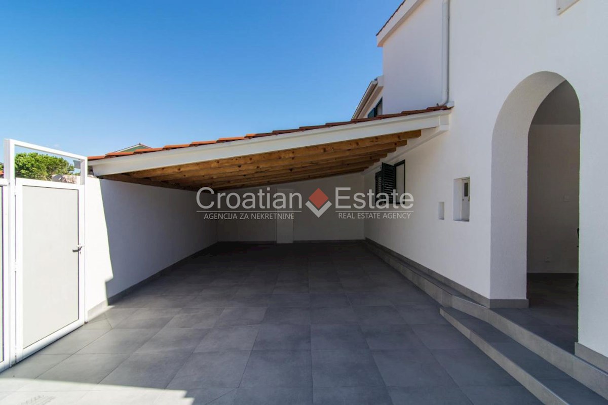 Haus Zu verkaufen - SPLITSKO-DALMATINSKA TROGIR