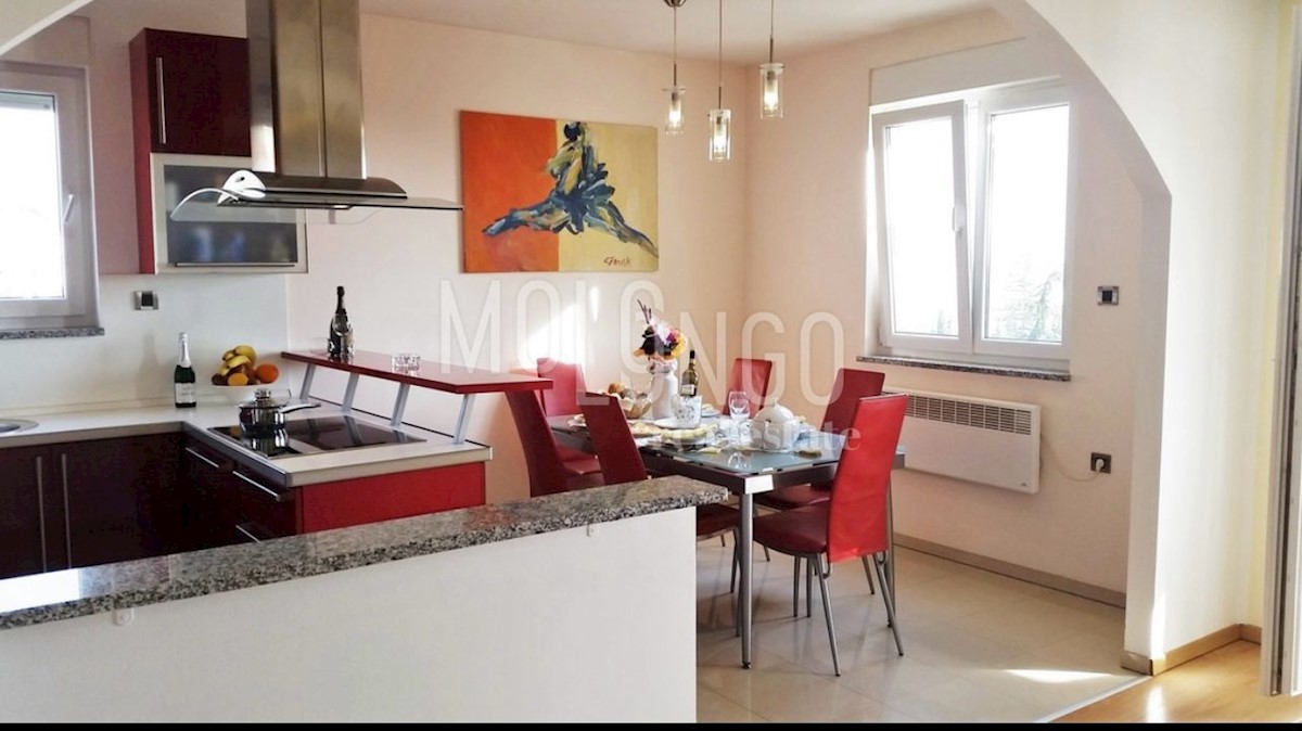 Appartement À louer - PRIMORSKO-GORANSKA OPATIJA