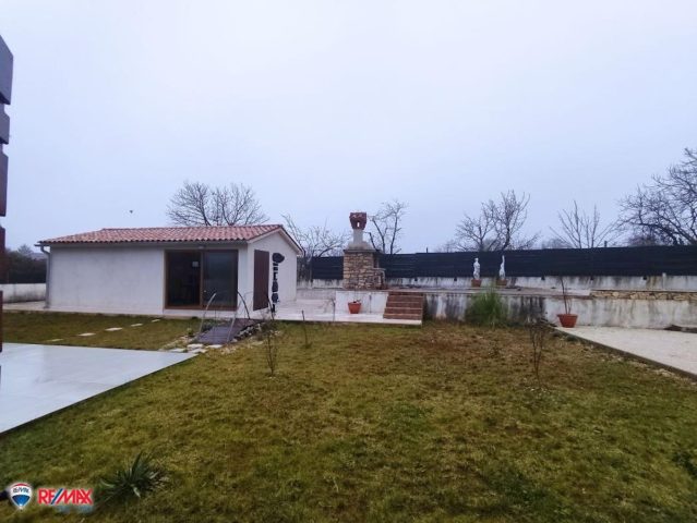 Hiša Naprodaj - Istarska Svetvinčenat - foto 3/31