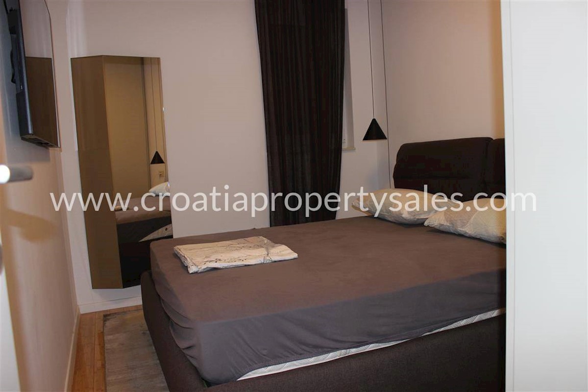 Flat For sale - SPLITSKO-DALMATINSKA OMIŠ