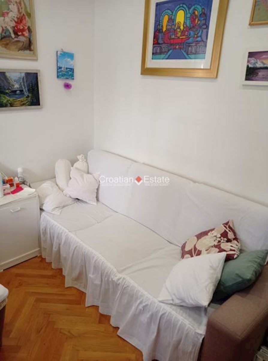 Apartment Zu verkaufen - SPLITSKO-DALMATINSKA SPLIT