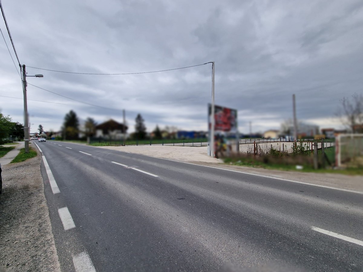 Pozemok Na prenájom - ŠIBENSKO-KNINSKA ŠIBENIK