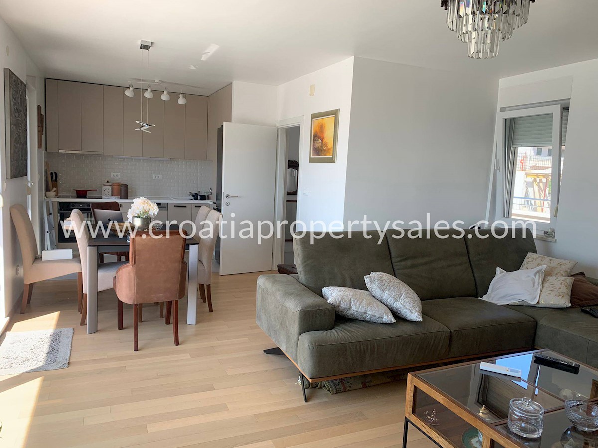 Flat For sale - SPLITSKO-DALMATINSKA SPLIT