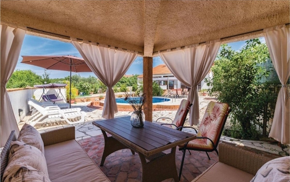 Maison À vendre - ISTARSKA PULA