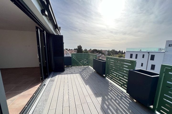 Apartmán na predaj 90 m² – Novigrad