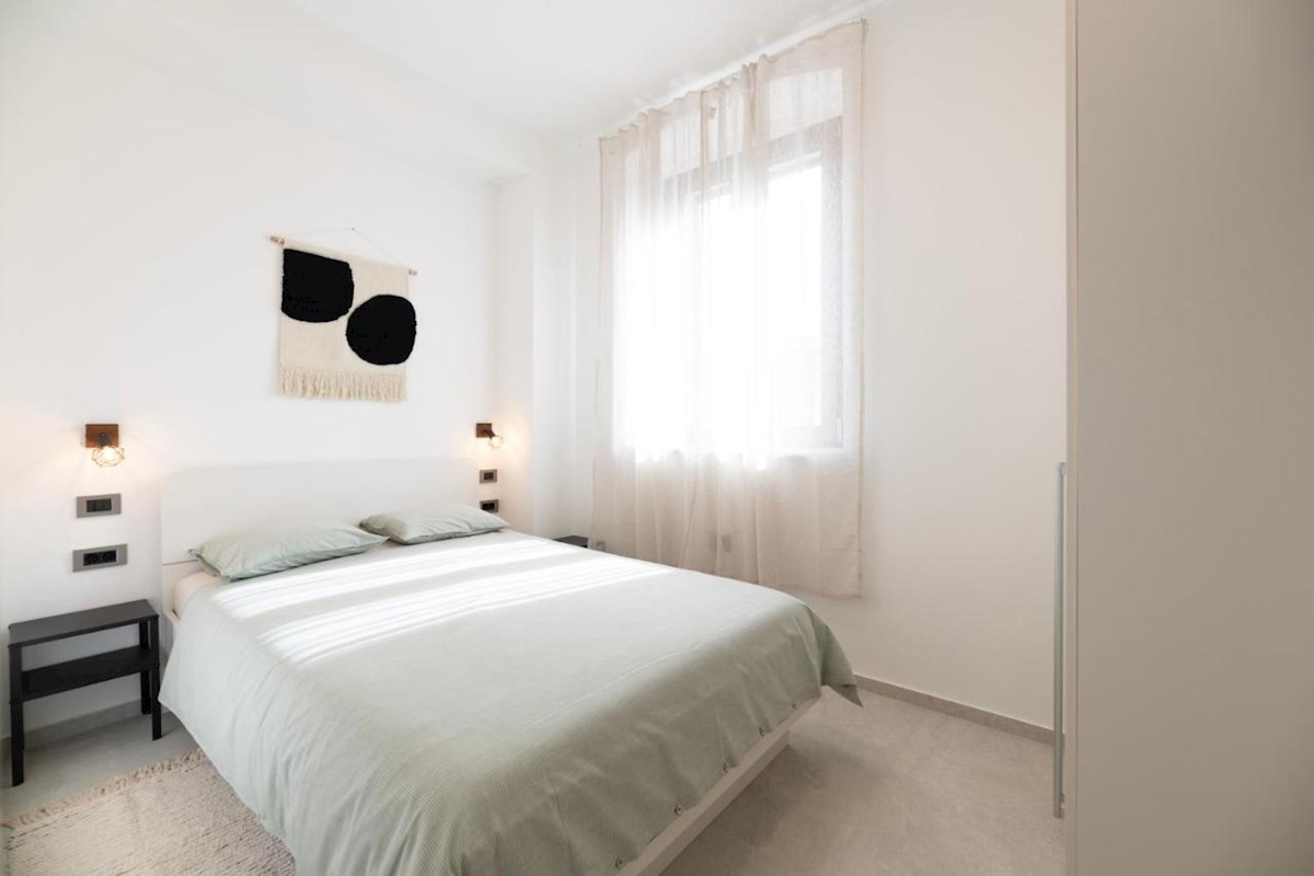 Apartmán Na predaj - ISTARSKA POREČ