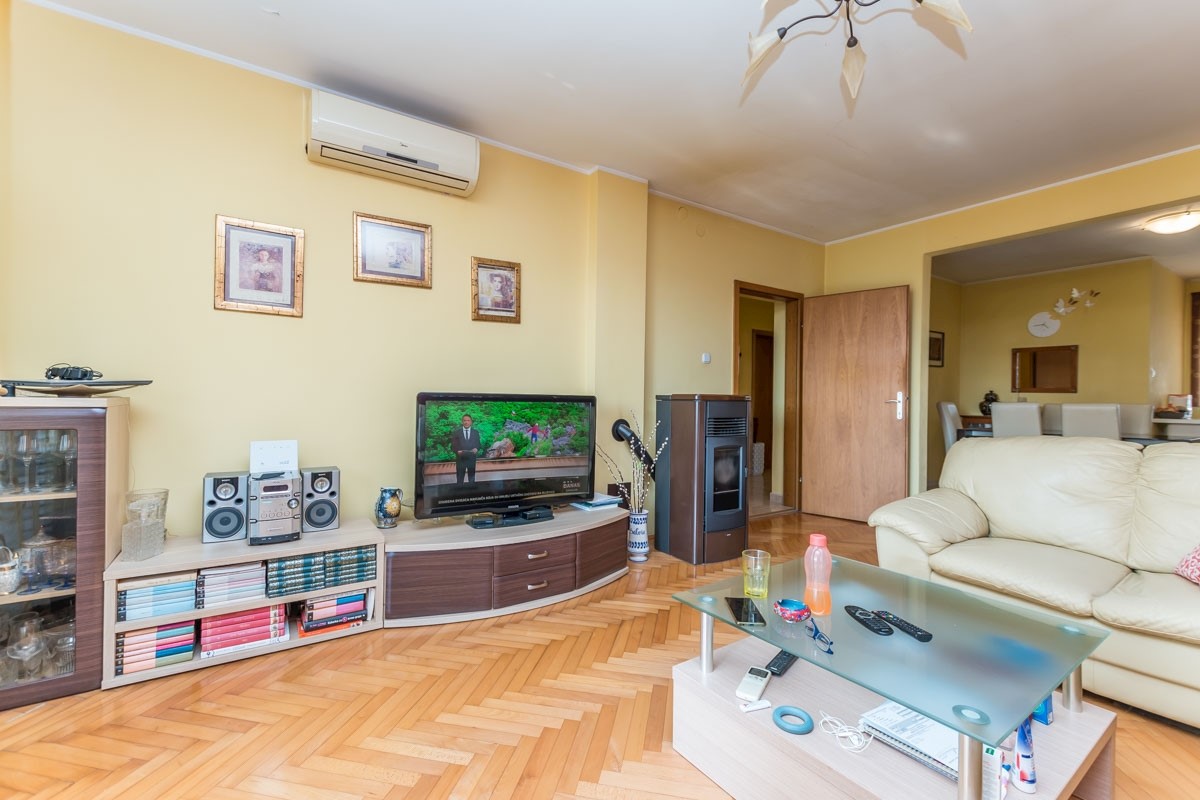Flat For sale - ISTARSKA NOVIGRAD