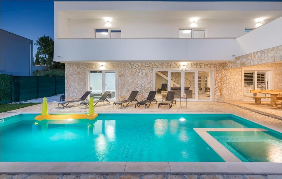 Haus Zu verkaufen - ISTARSKA SVETVINČENAT
