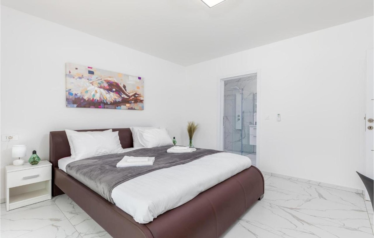 Haus Zu verkaufen - ISTARSKA SVETVINČENAT