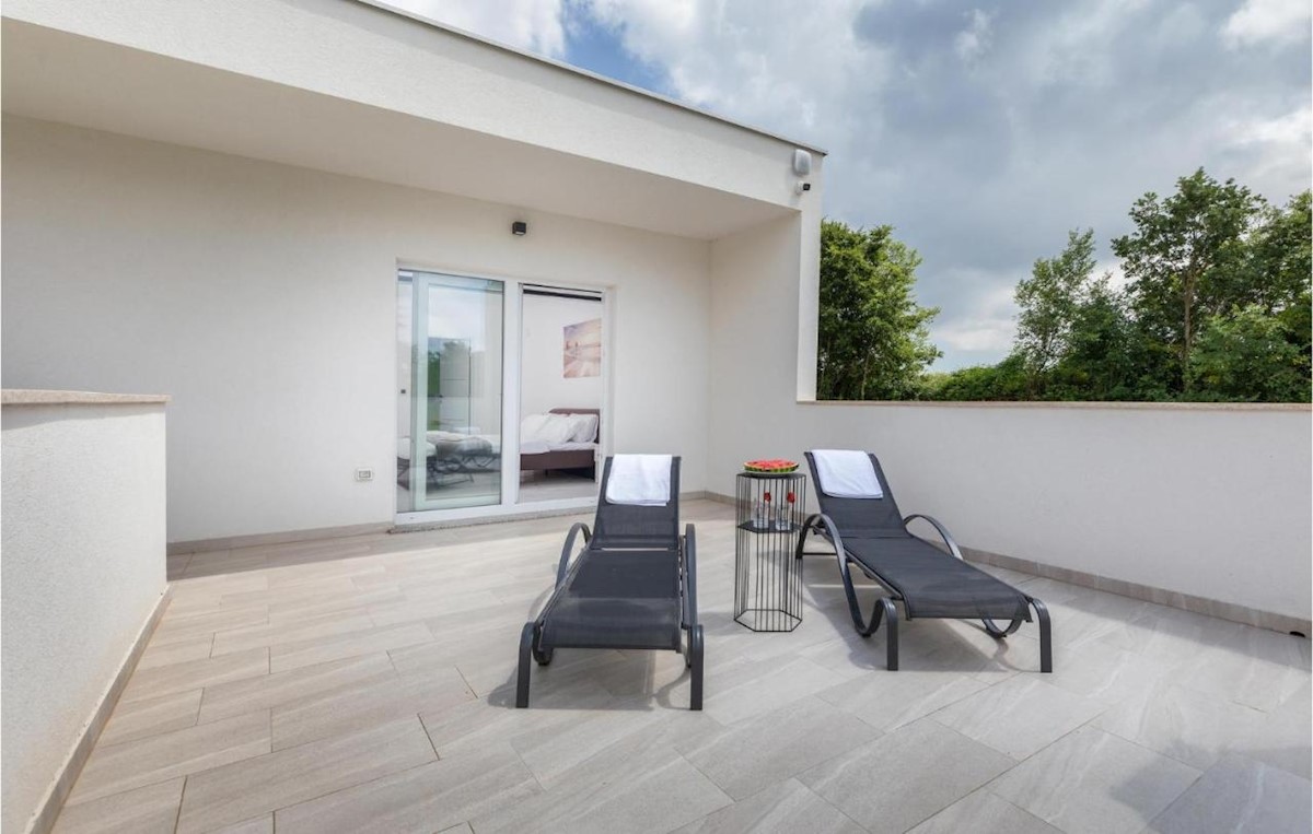 Haus Zu verkaufen - ISTARSKA SVETVINČENAT