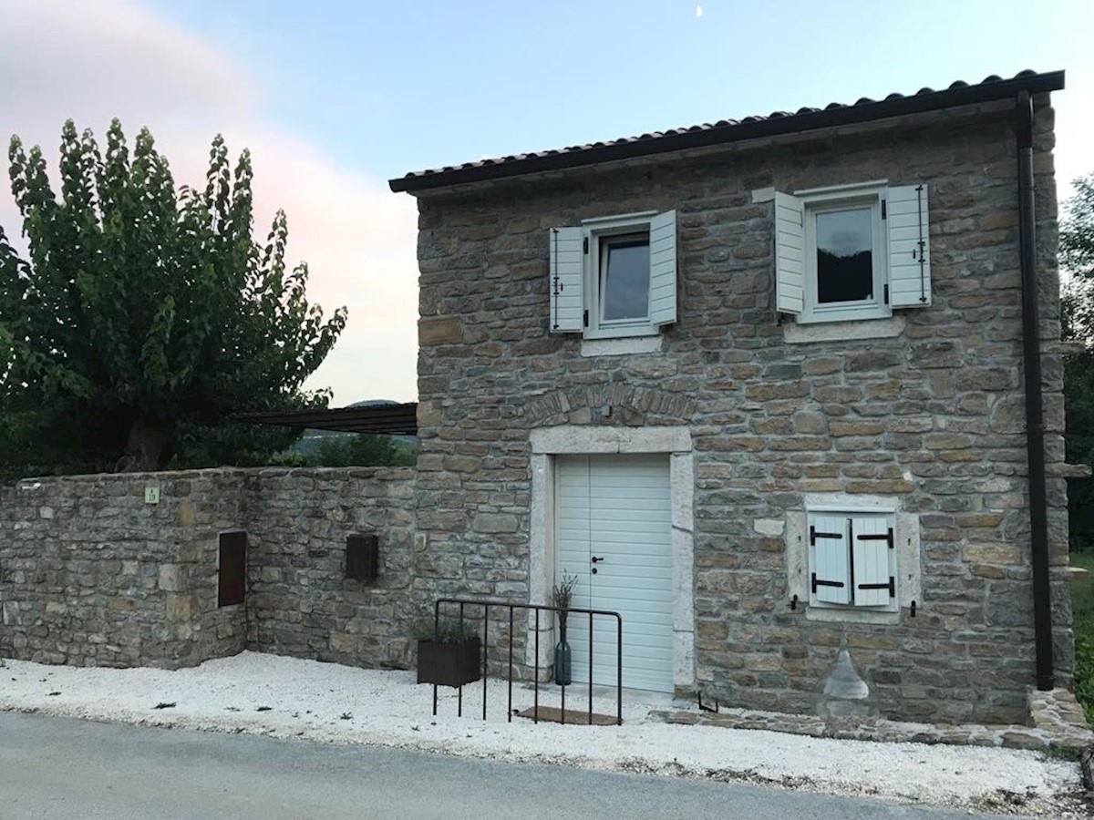 House For sale - ISTARSKA OPRTALJ