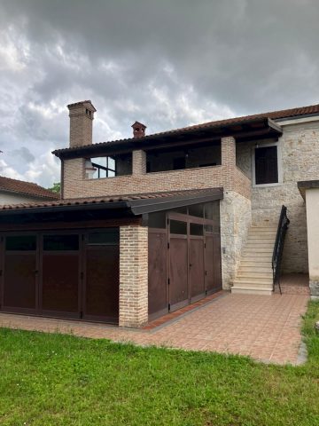 House for sale 350 m² – Vabriga