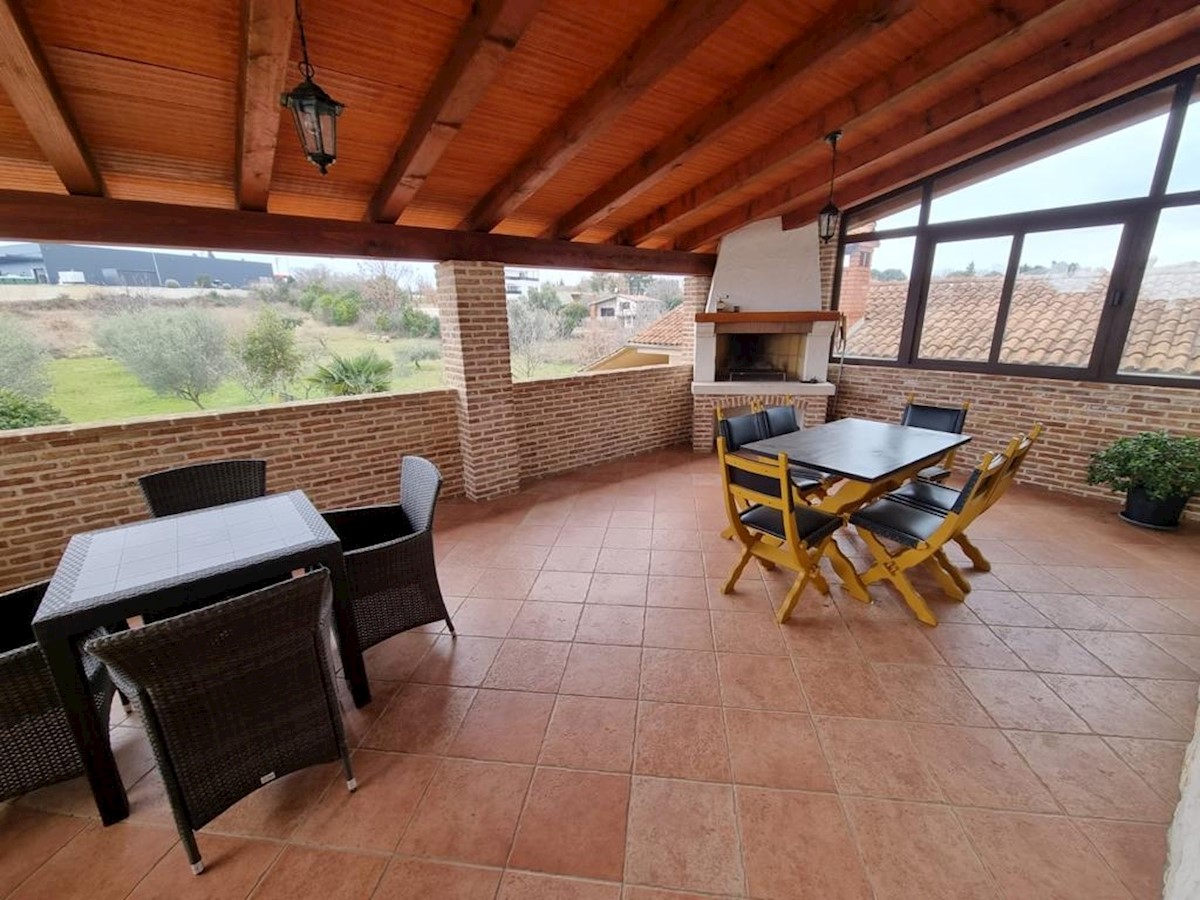 House For sale - ISTARSKA TAR-VABRIGA