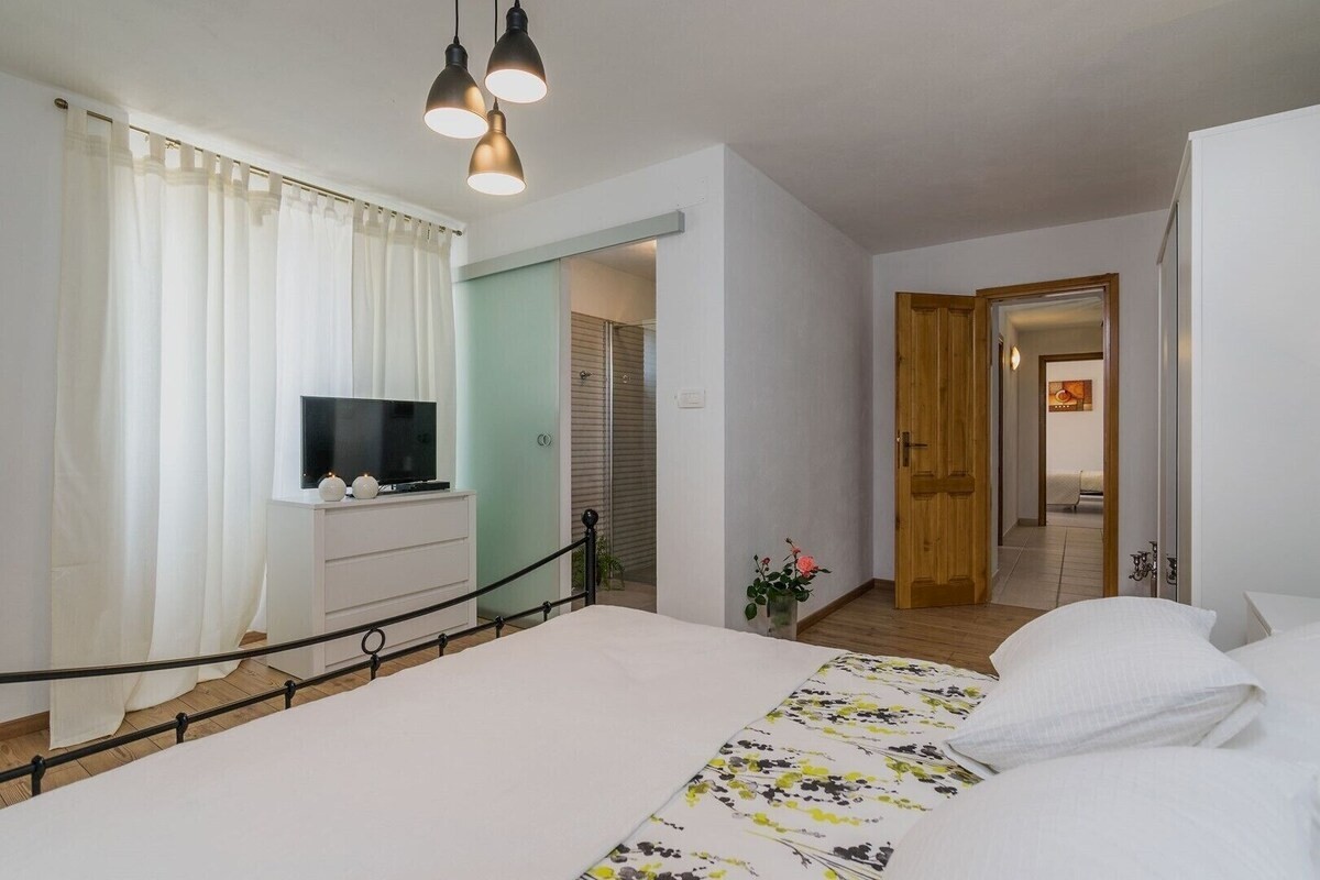 House For sale - ISTARSKA OPRTALJ