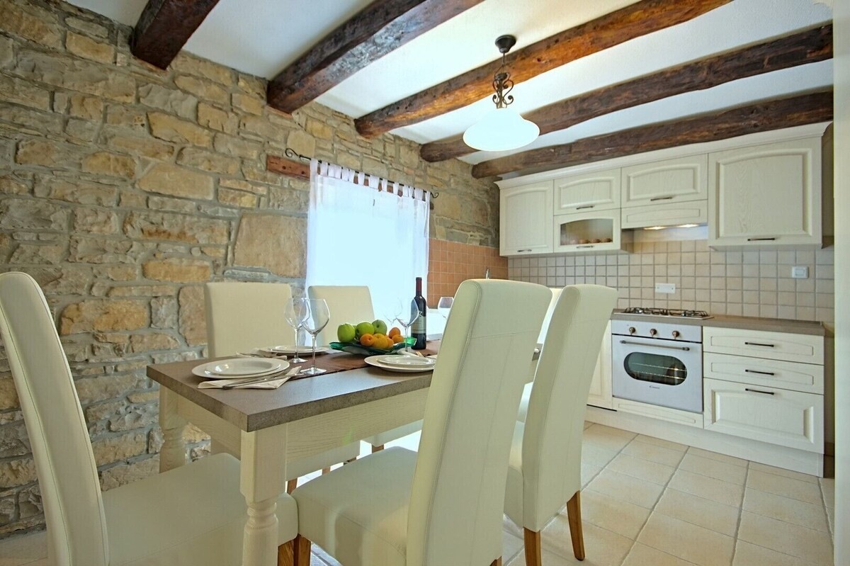 House For sale - ISTARSKA OPRTALJ