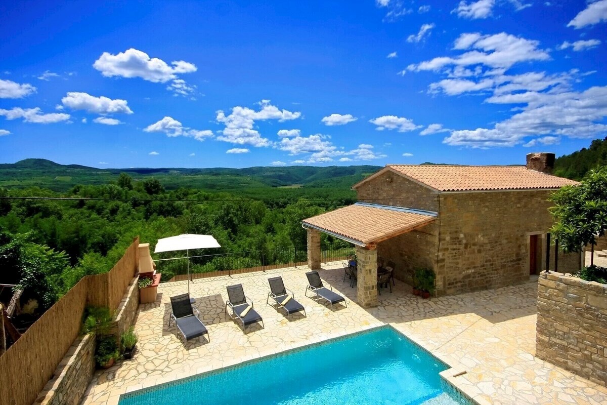 House For sale - ISTARSKA OPRTALJ