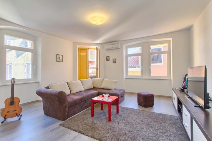 Flat for sale 97 m² – Pula