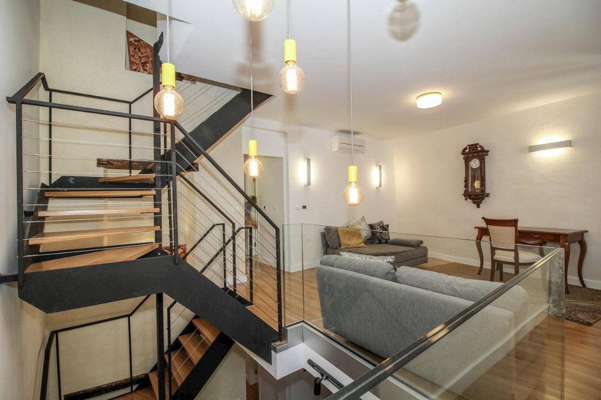 Haus Zu verkaufen - ISTARSKA BALE