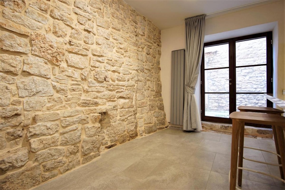 Haus Zu verkaufen - ISTARSKA BALE