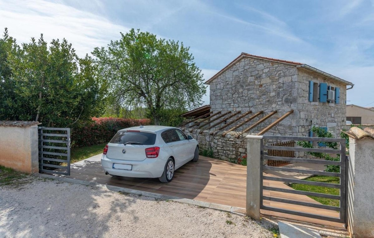 Hiša Na predaj - ISTARSKA POREČ