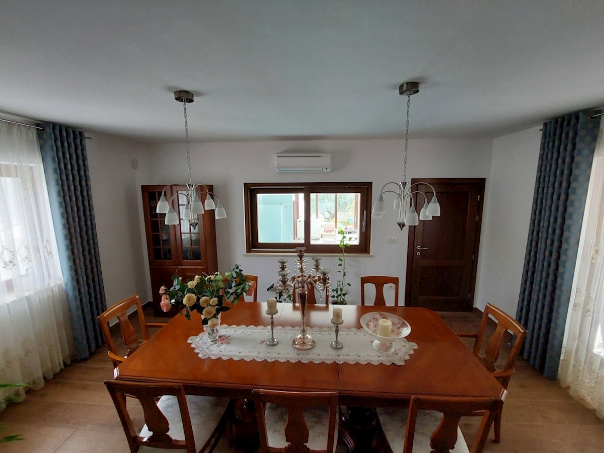 Kuća Na prodaju - ISTARSKA VODNJAN