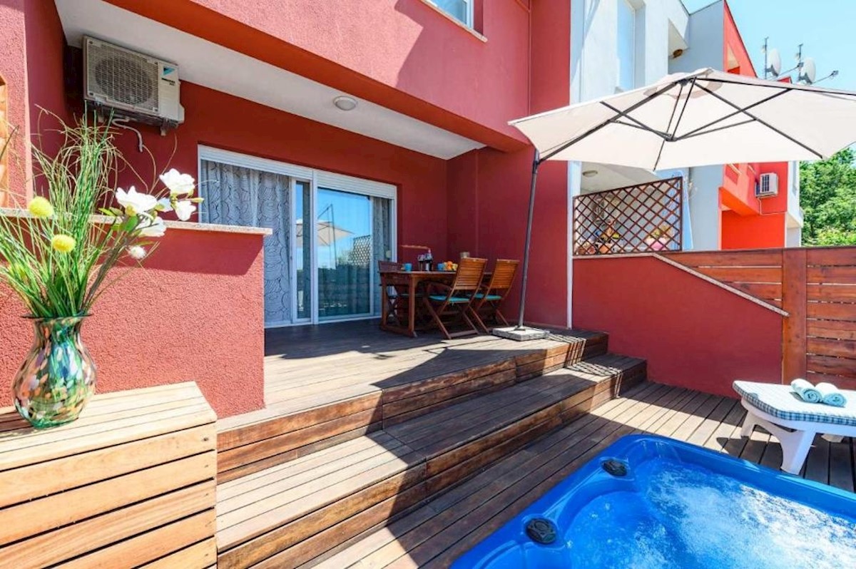 Haus Zu verkaufen - ISTARSKA UMAG