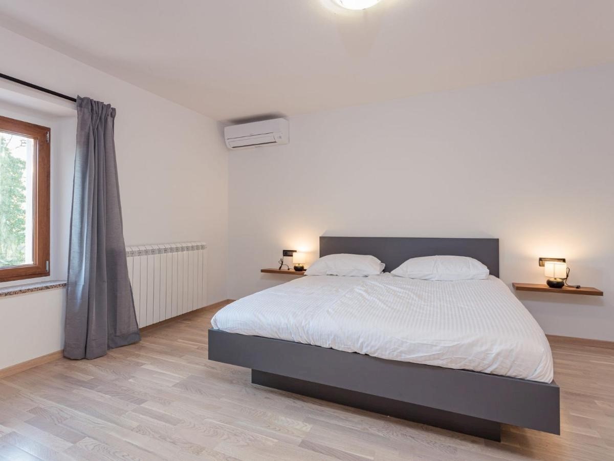 Kuća Na prodaju - ISTARSKA UMAG