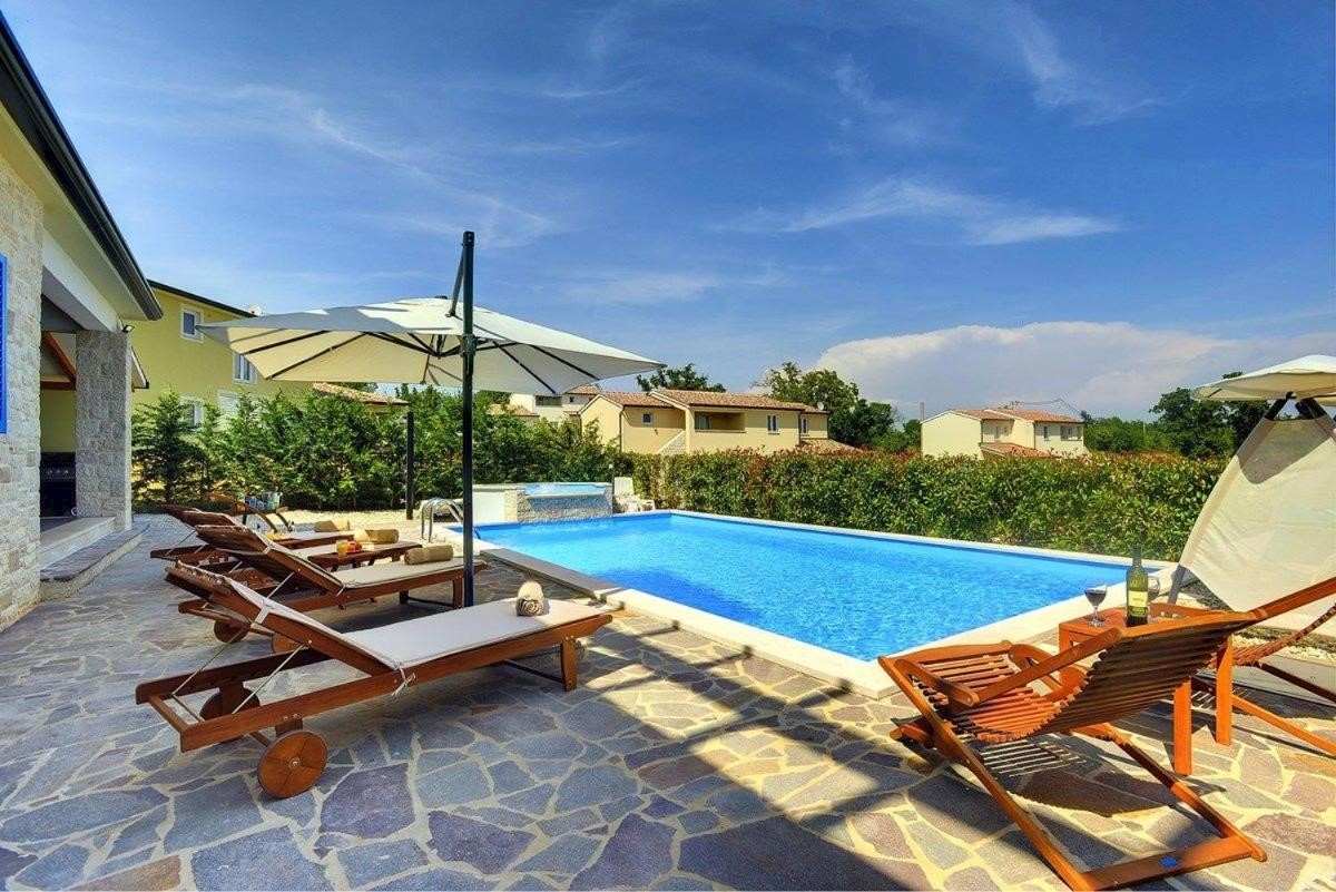 Casa In vendita - ISTARSKA ŽMINJ