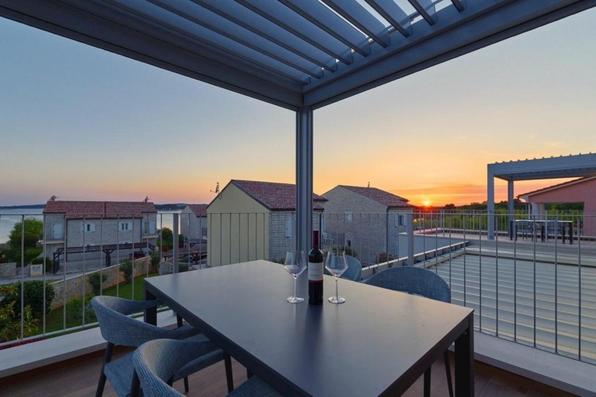 House For sale - ISTARSKA MEDULIN