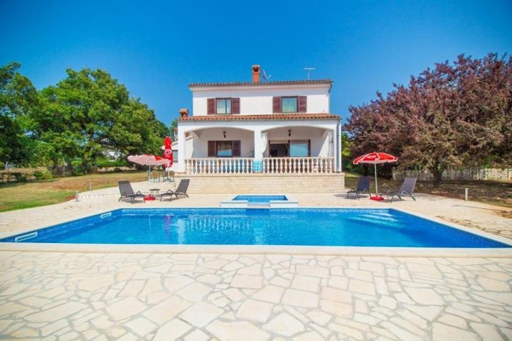 Kuća na prodaju 195 m² – Poreč