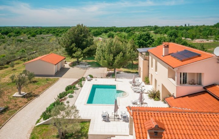 Casa in vendita 400 m² – Vodnjan