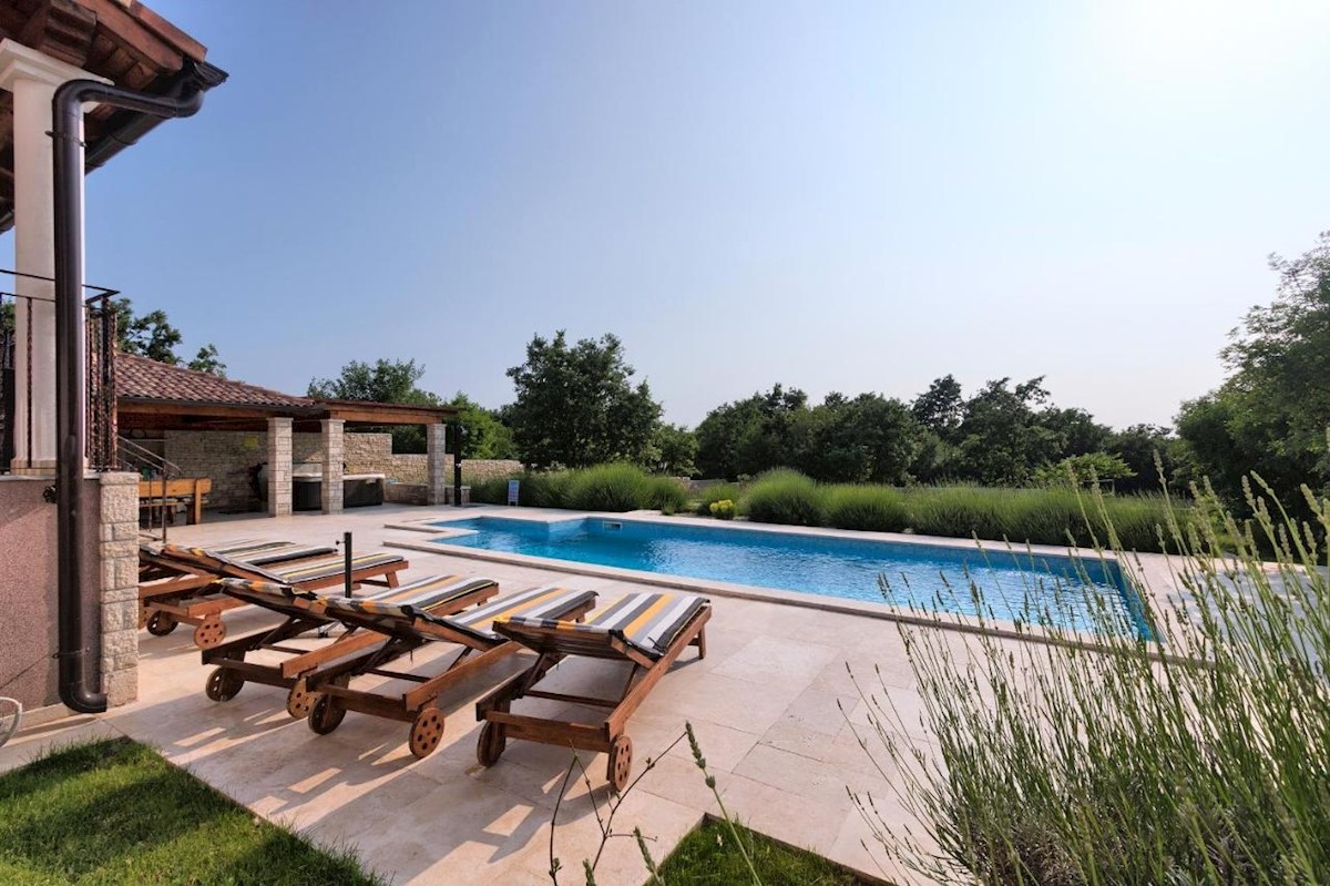 House For sale - ISTARSKA SVETVINČENAT
