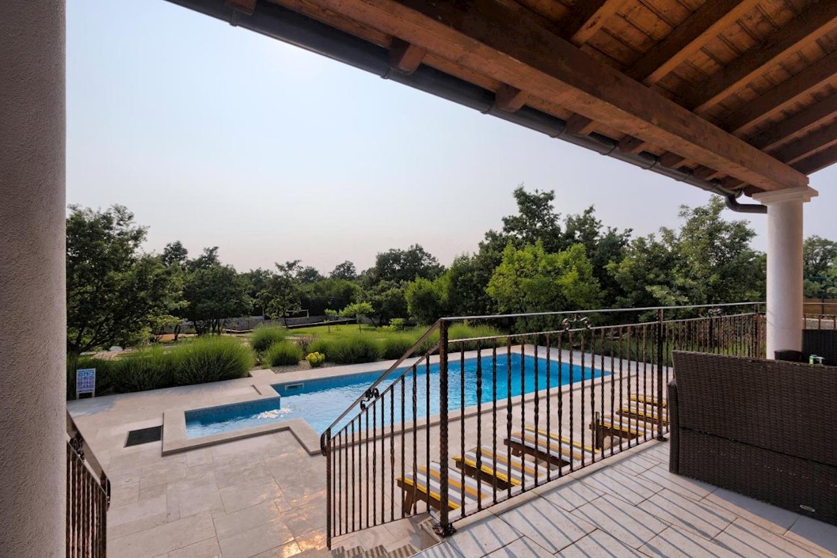 House For sale - ISTARSKA SVETVINČENAT