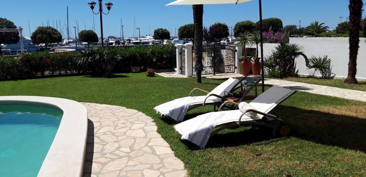 Dům Na prodej - ISTARSKA UMAG