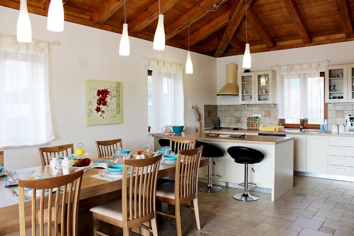 Casa In vendita - ISTARSKA ŽMINJ
