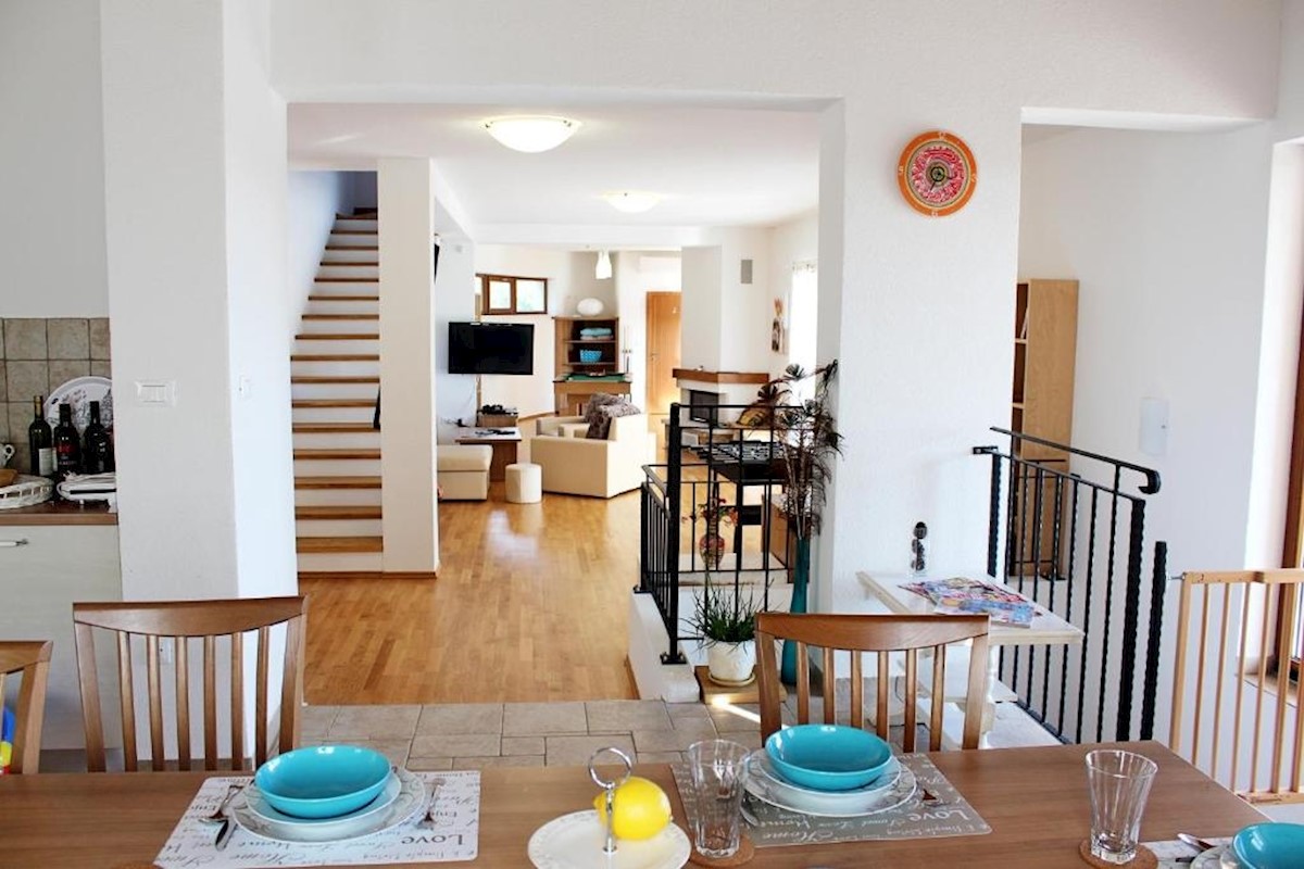 Casa In vendita - ISTARSKA ŽMINJ