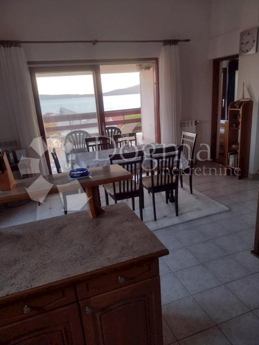 Apartmán Na predaj - ŠIBENSKO-KNINSKA ŠIBENIK