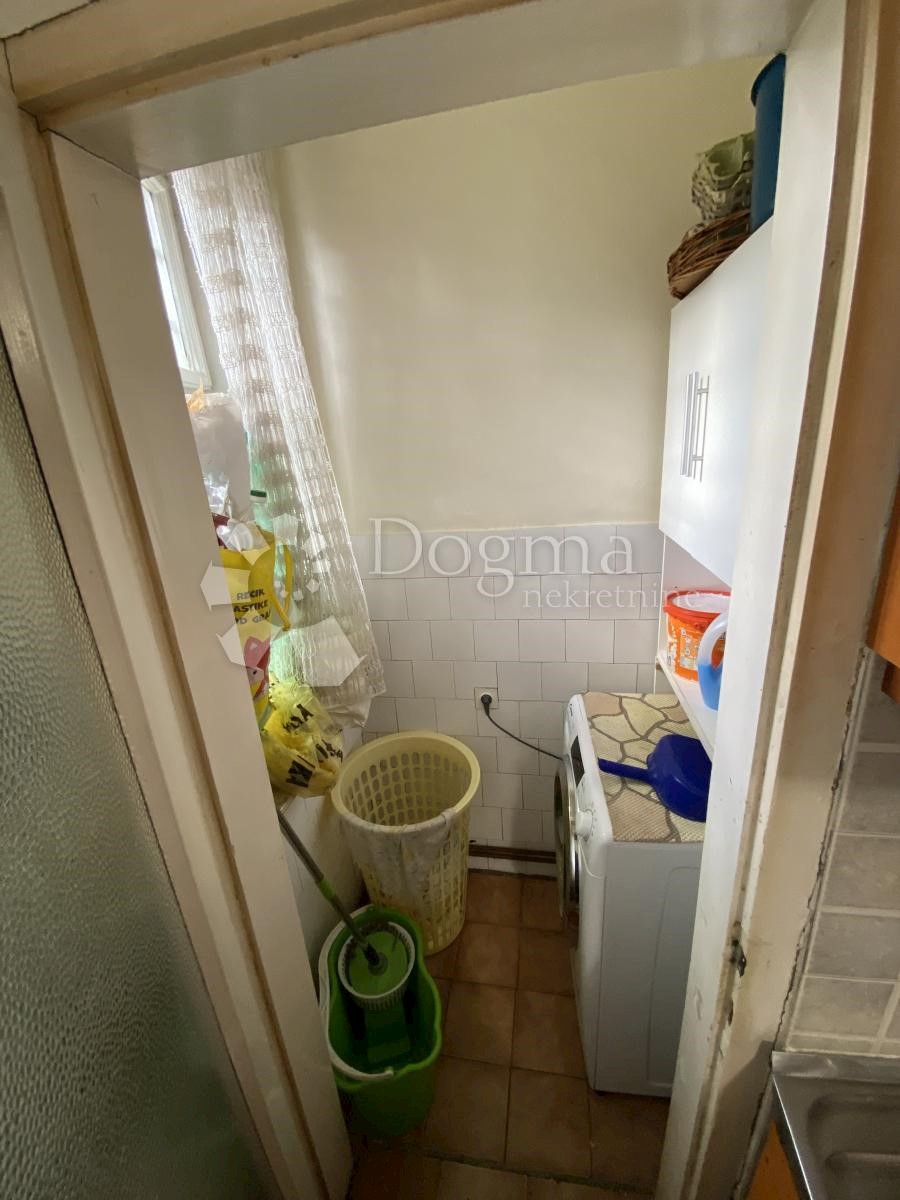 Apartmán Na predaj - KARLOVAČKA KARLOVAC