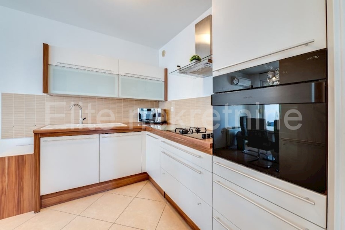 Flat For sale - PRIMORSKO-GORANSKA RIJEKA