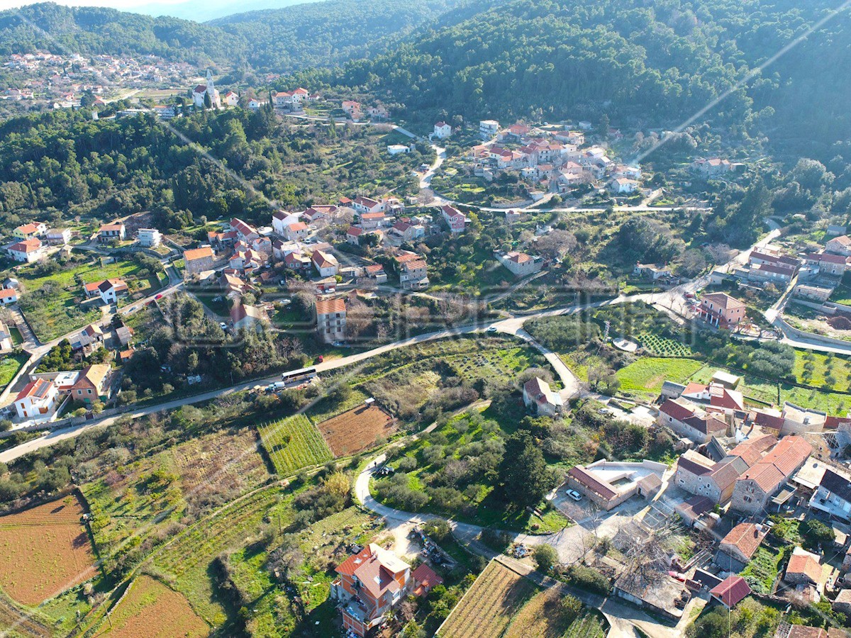 Grundstück Zu verkaufen - SPLITSKO-DALMATINSKA STARI GRAD