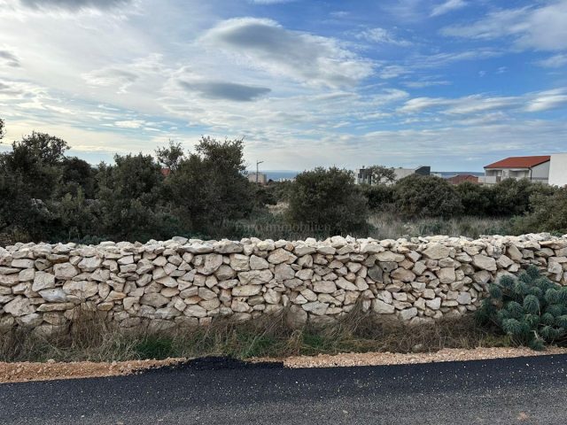 Land for sale 600 m² – Mandre